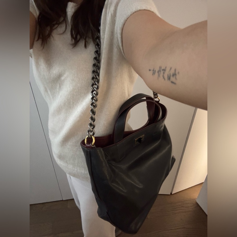 Chanel Mademoiselle Lock Chain Tote Glazed Calfskin Large - Picture 10 of 10